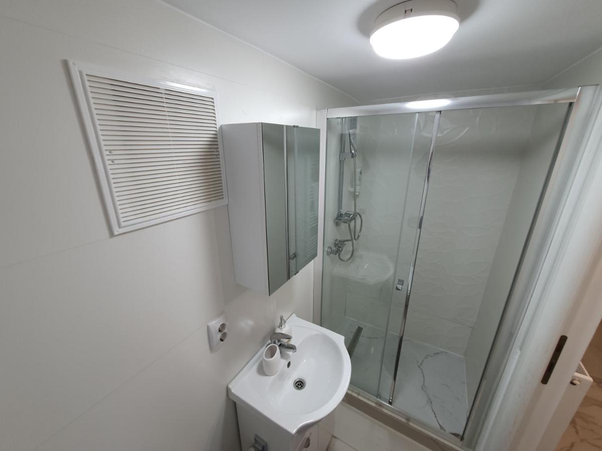 Aparthotel Arena Cluj-Napoca Extérieur photo